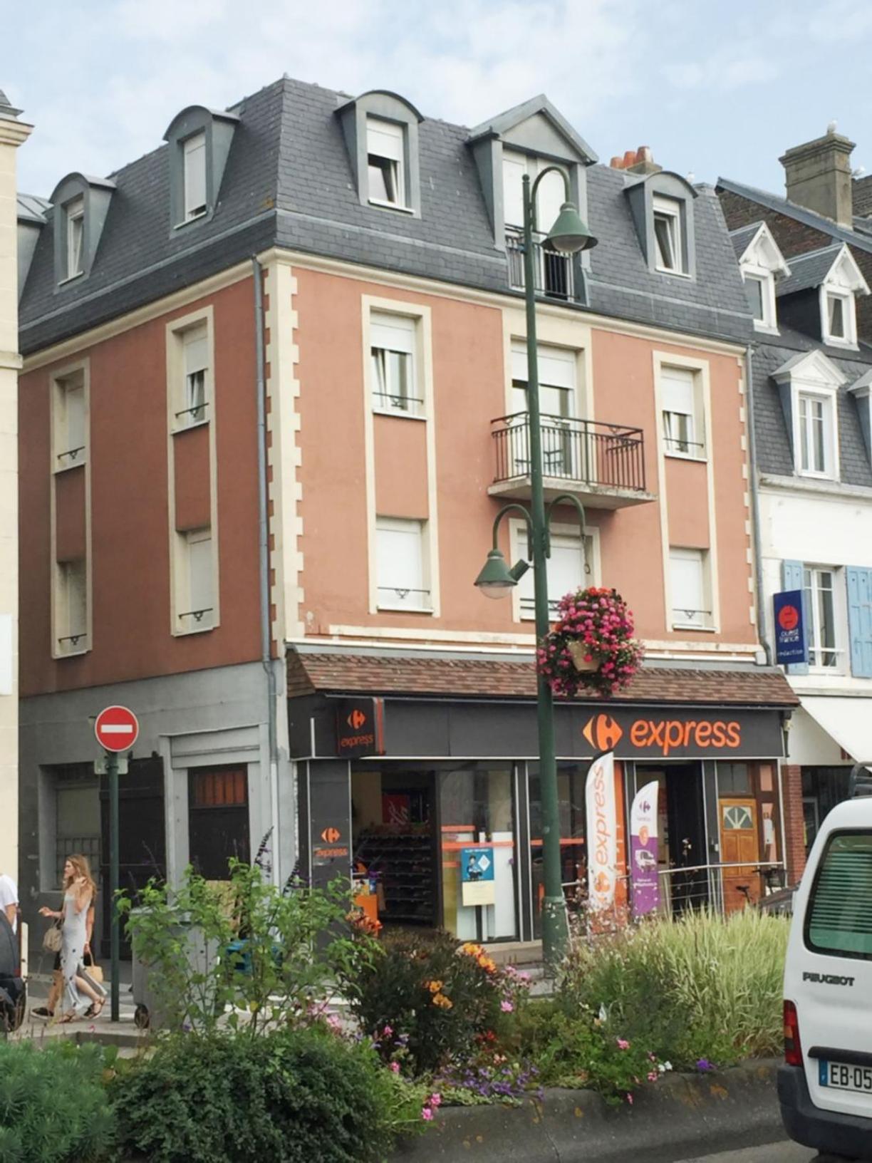 Les Quais De Trouville Εξωτερικό φωτογραφία